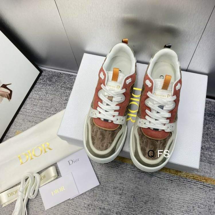 Picture of Dior Shoes _SKUDiorsz35-453CFS06113613